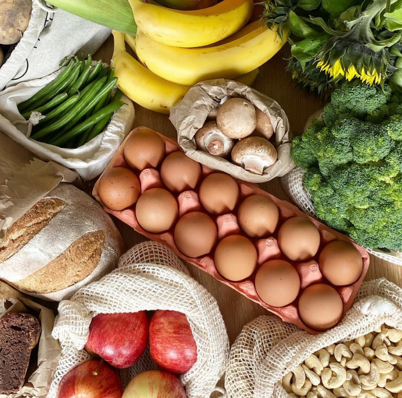 5 Simple Swaps to Make This Plastic Free July (That Actually Stick)
